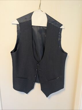 Men's Dark Gray Formal Dress Vest - Tailored Waistcoat